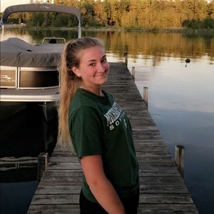 Meet your Posher, Elena